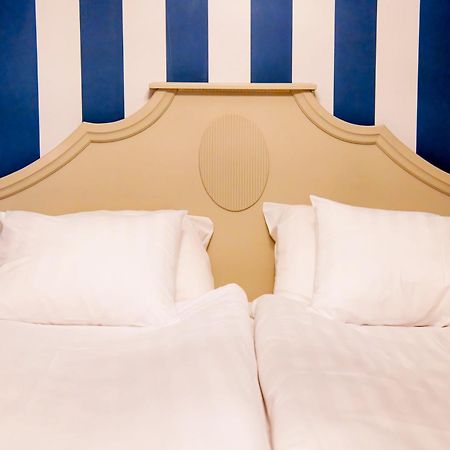 Park Hotel Linkoeping Fawlty Towers Экстерьер фото