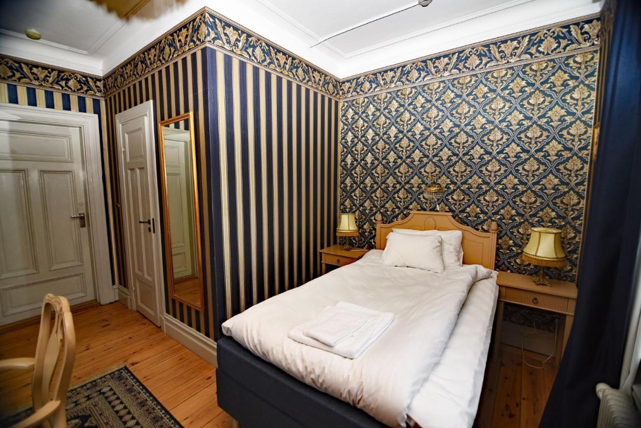 Park Hotel Linkoeping Fawlty Towers Экстерьер фото