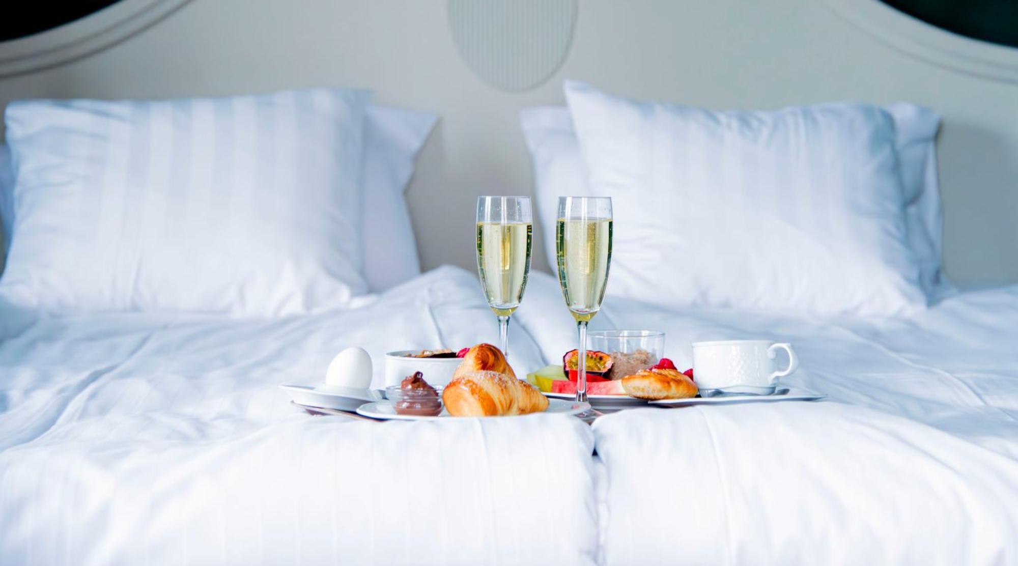 Park Hotel Linkoeping Fawlty Towers Экстерьер фото